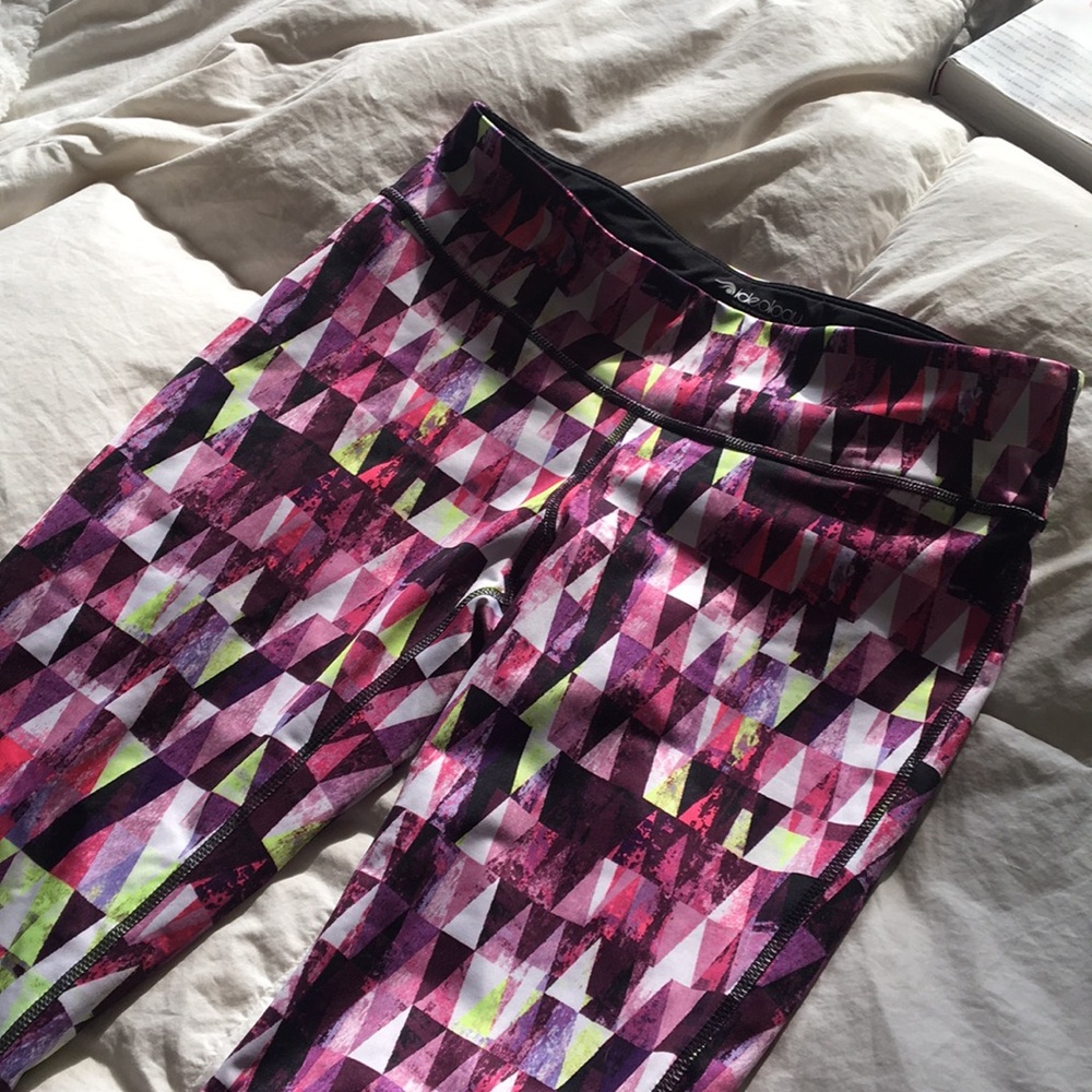 Size small ideology yoga or running leggings